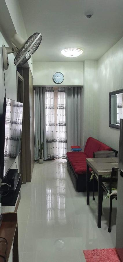 Schoenes Apartment Mit Pool-Nutzung Manila Eksteriør billede