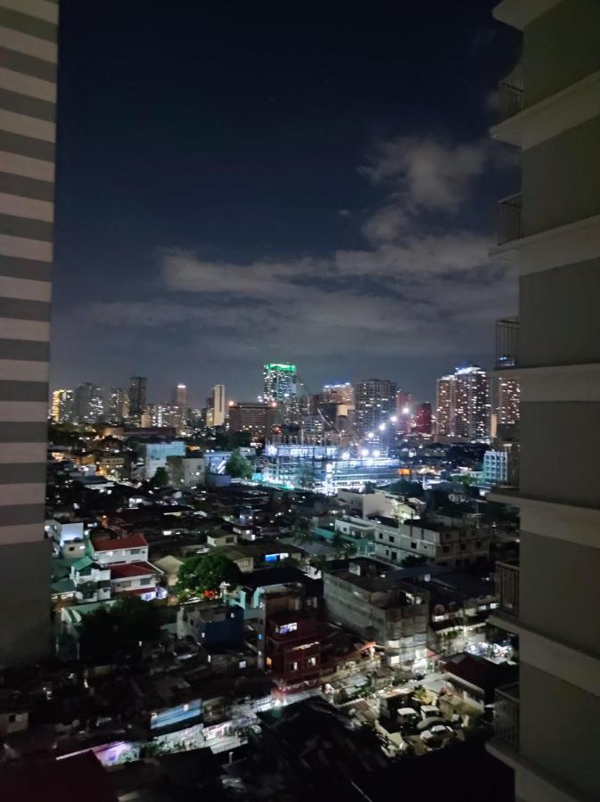 Schoenes Apartment Mit Pool-Nutzung Manila Eksteriør billede