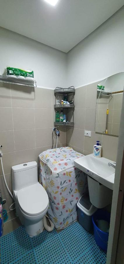 Schoenes Apartment Mit Pool-Nutzung Manila Eksteriør billede