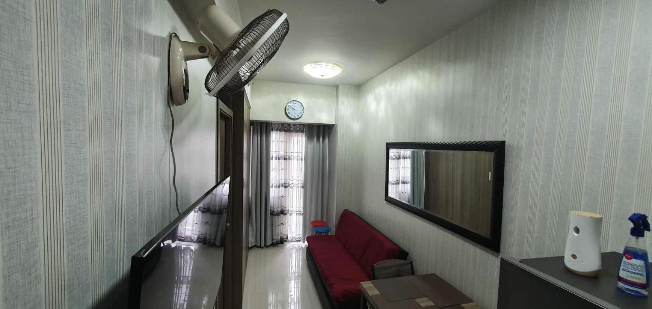 Schoenes Apartment Mit Pool-Nutzung Manila Eksteriør billede